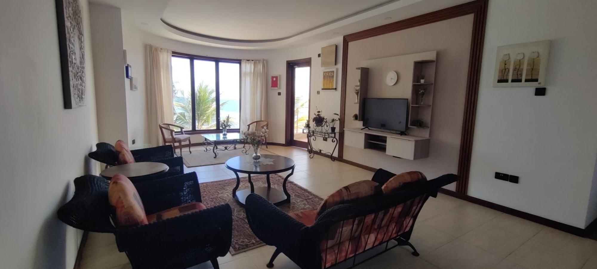 Point Apartment